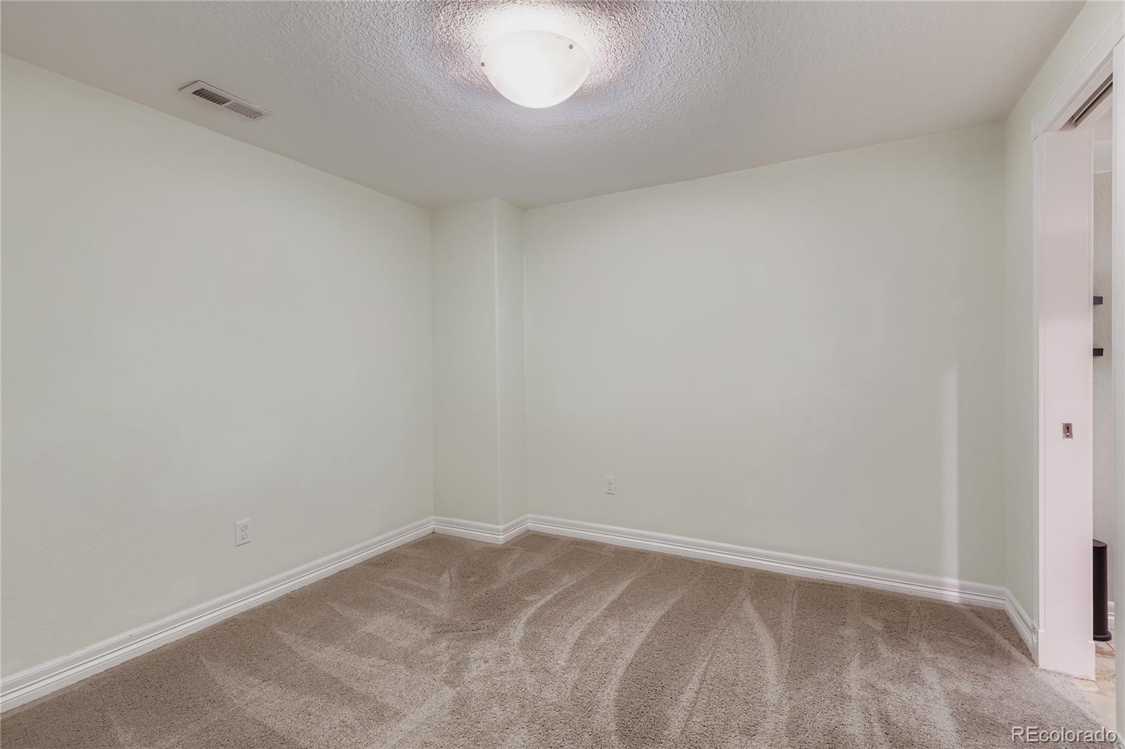 MLS Image #24 for 10138 e 28th avenue,denver, Colorado