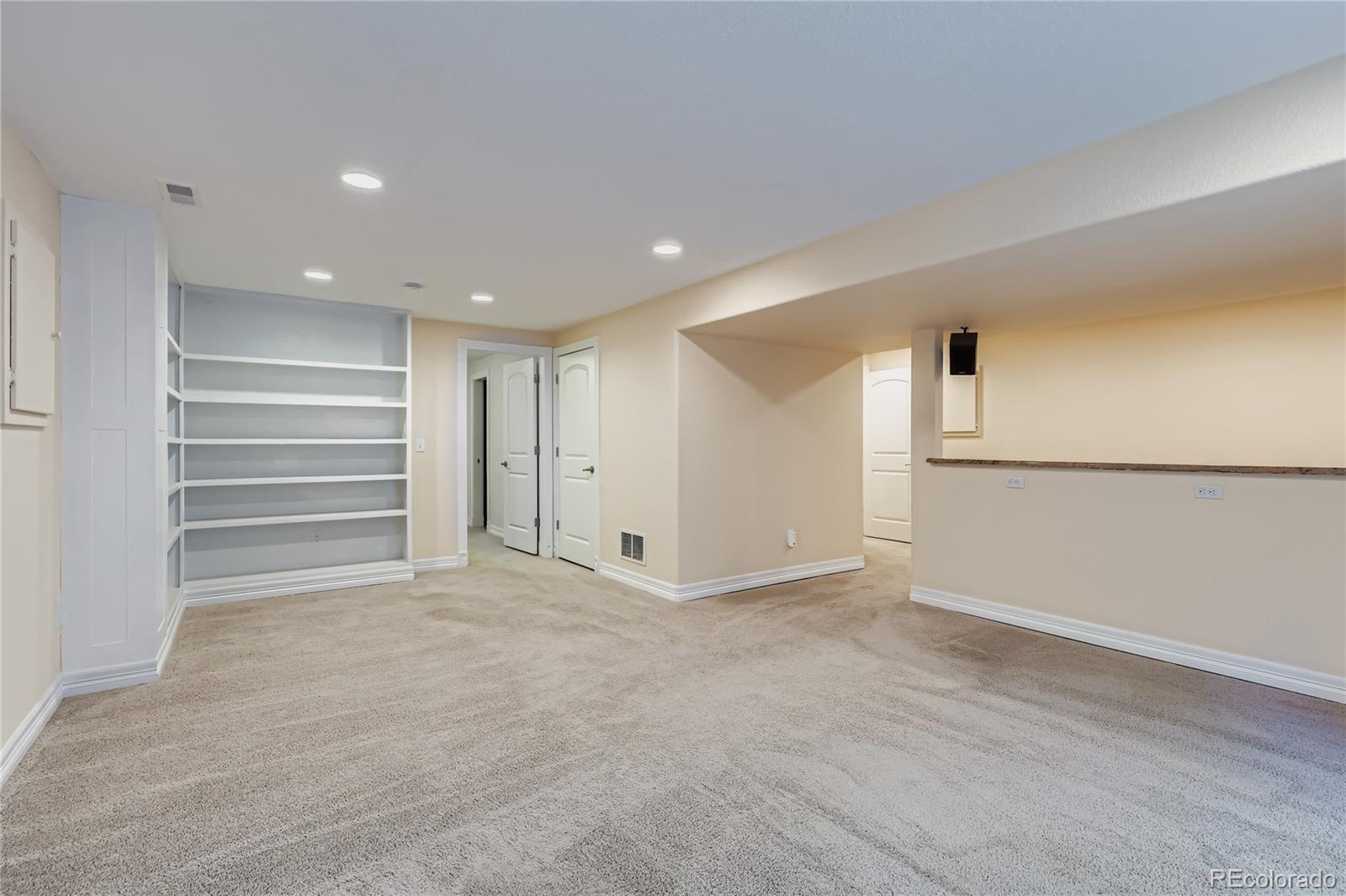 MLS Image #26 for 10138 e 28th avenue,denver, Colorado