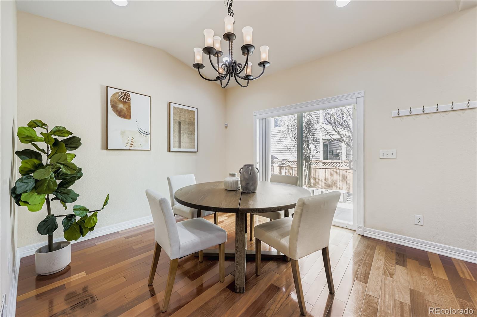 MLS Image #7 for 10138 e 28th avenue,denver, Colorado