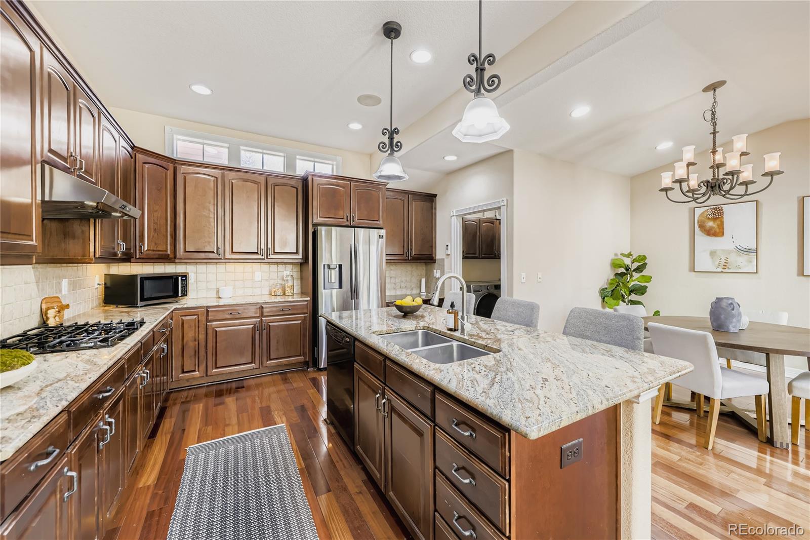 MLS Image #8 for 10138 e 28th avenue,denver, Colorado