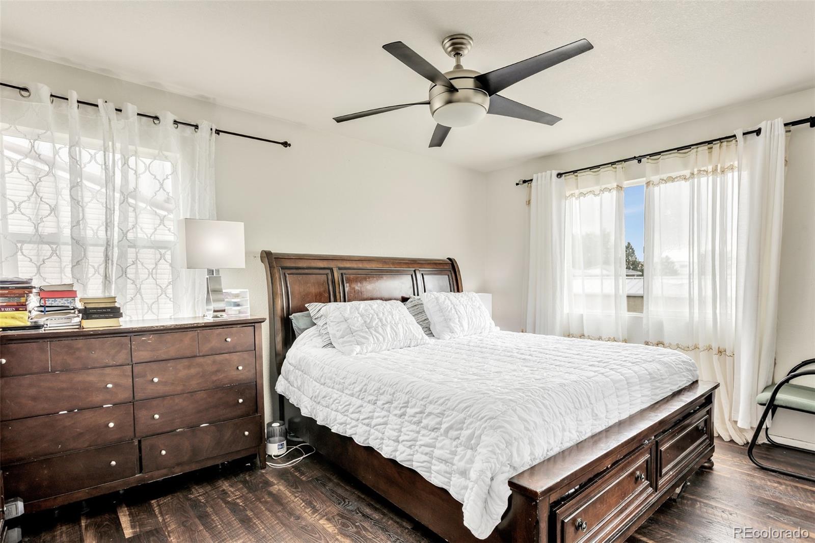 MLS Image #10 for 18636 e 42nd avenue,denver, Colorado