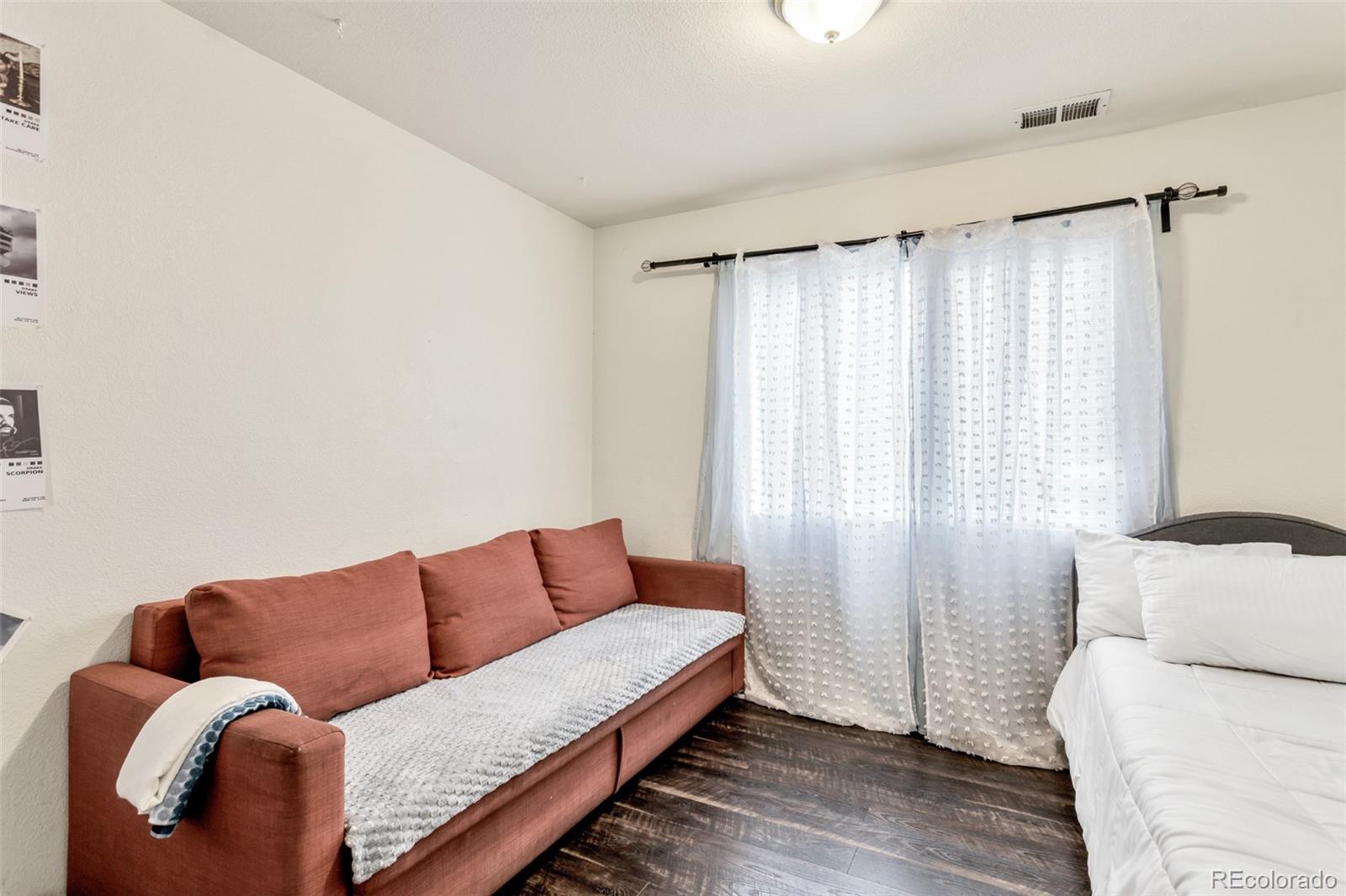 MLS Image #14 for 18636 e 42nd avenue,denver, Colorado