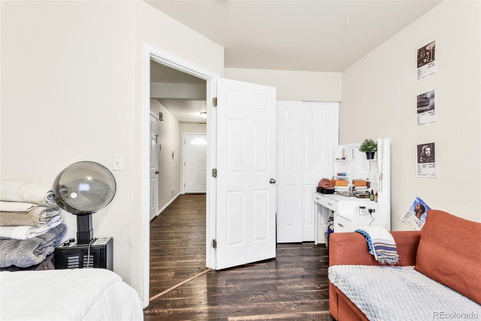 MLS Image #15 for 18636 e 42nd avenue,denver, Colorado