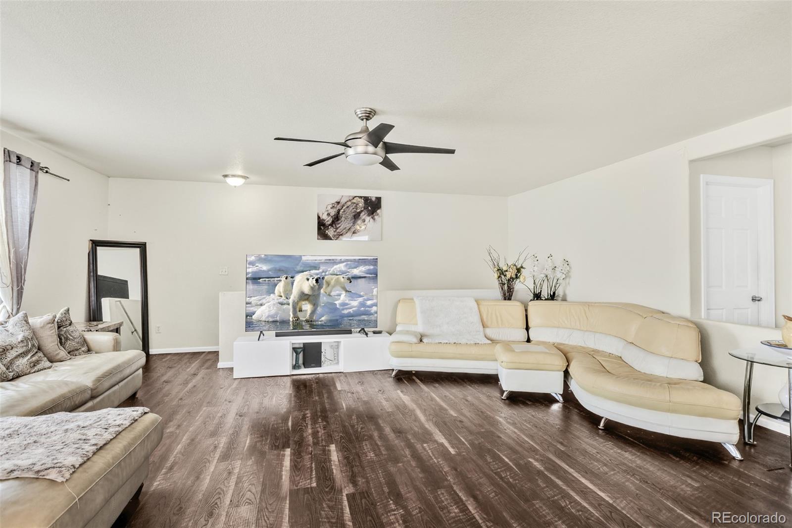 MLS Image #3 for 18636 e 42nd avenue,denver, Colorado