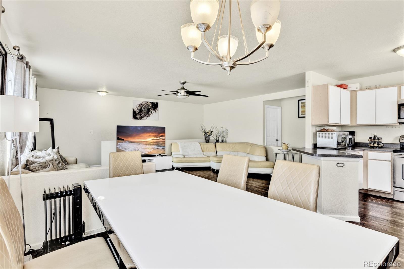 MLS Image #5 for 18636 e 42nd avenue,denver, Colorado