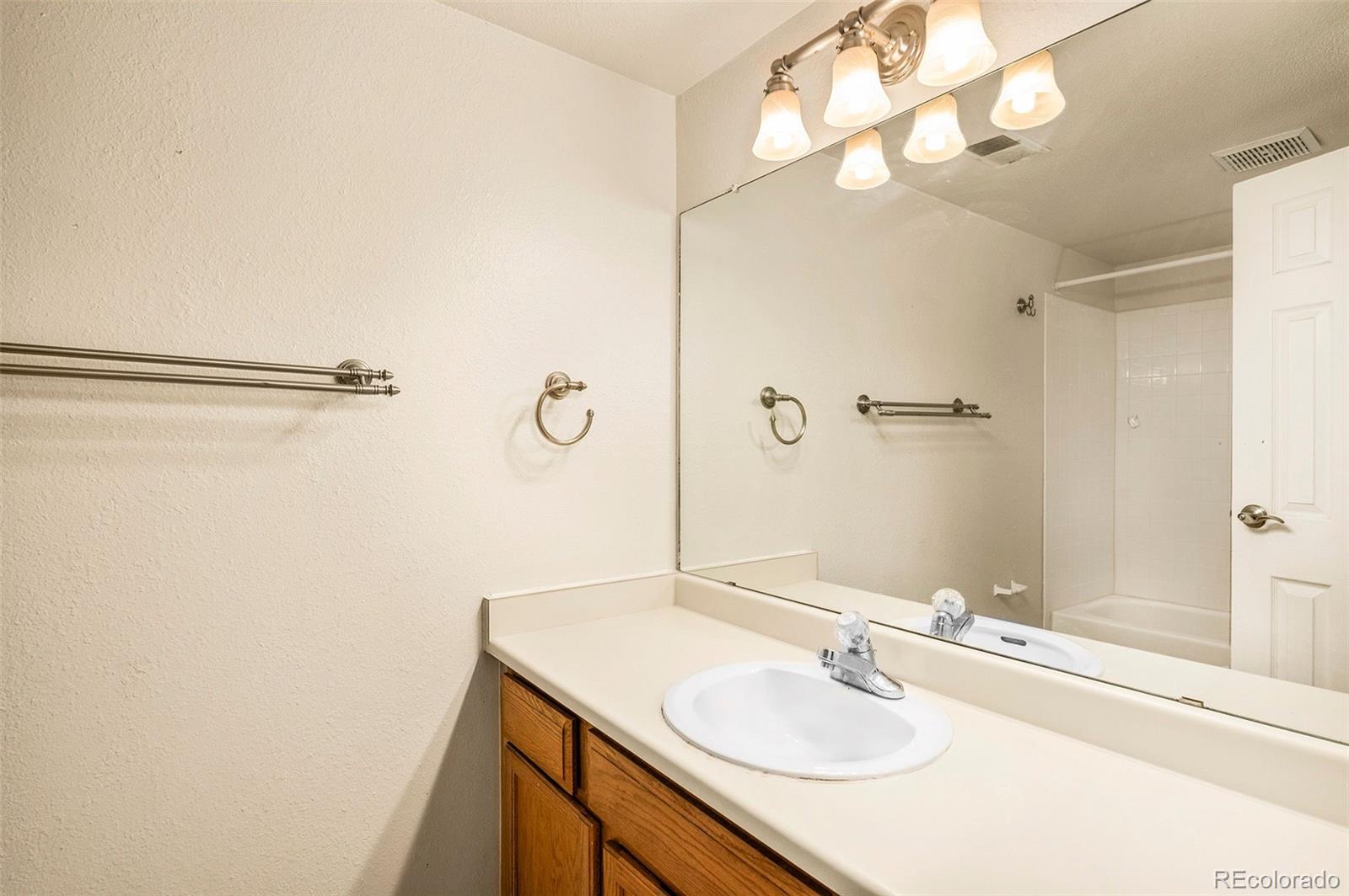 MLS Image #10 for 443  wright street 108,lakewood, Colorado