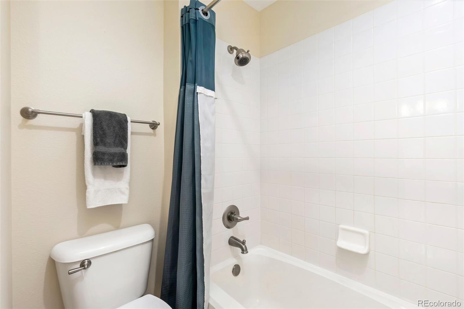 MLS Image #18 for 2984  hawk court,lafayette, Colorado
