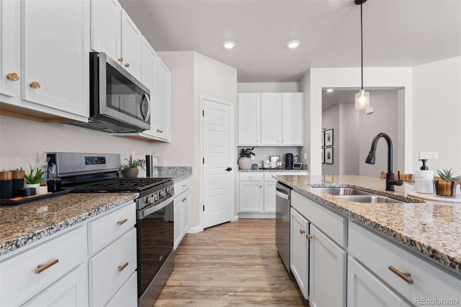MLS Image #8 for 5350  trails edge lane,castle rock, Colorado