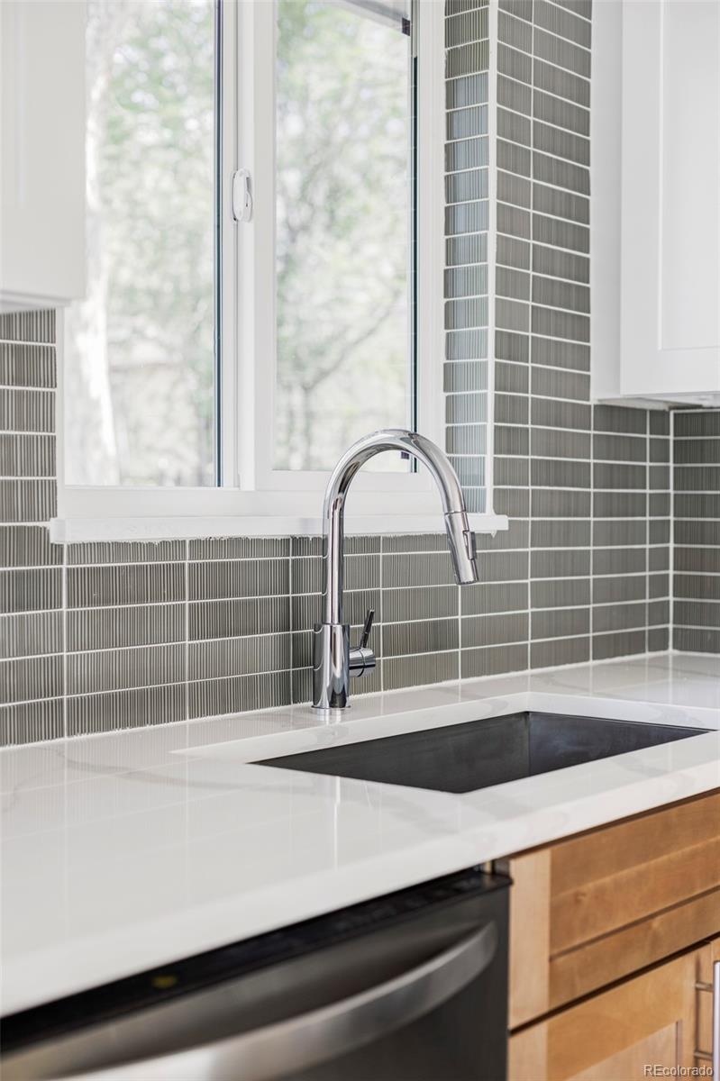 MLS Image #4 for 9  seattle lane,longmont, Colorado