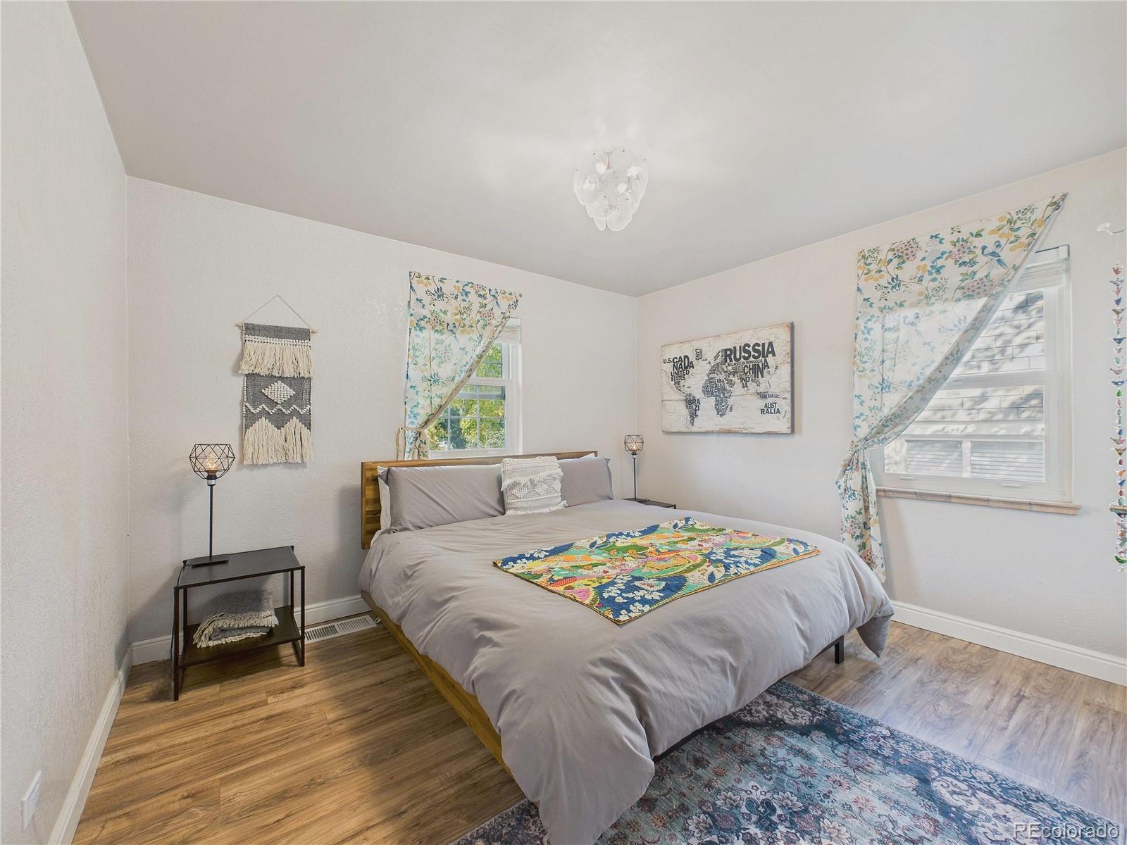 MLS Image #13 for 1610  spruce street,denver, Colorado