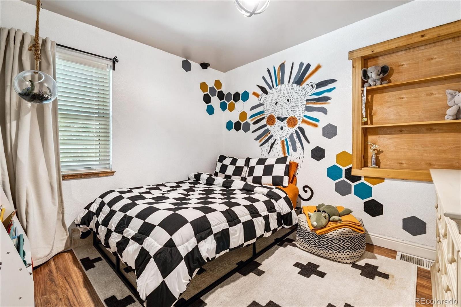 MLS Image #16 for 1610  spruce street,denver, Colorado