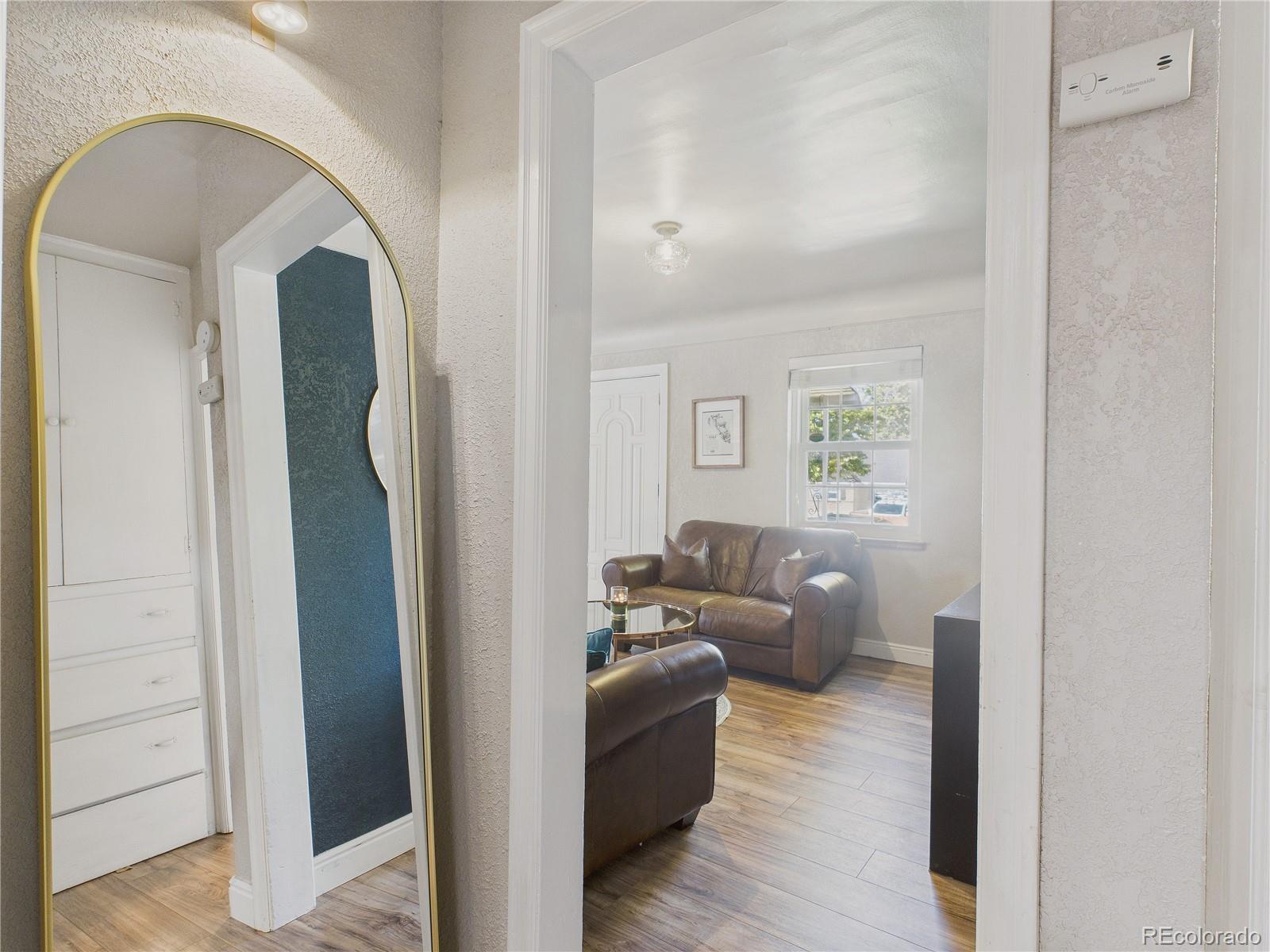 MLS Image #17 for 1610  spruce street,denver, Colorado