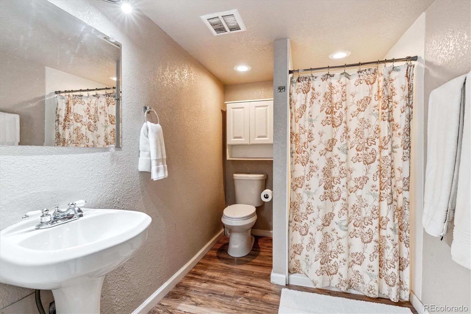 MLS Image #26 for 1610  spruce street,denver, Colorado