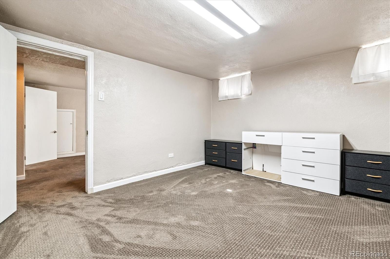 MLS Image #28 for 1610  spruce street,denver, Colorado