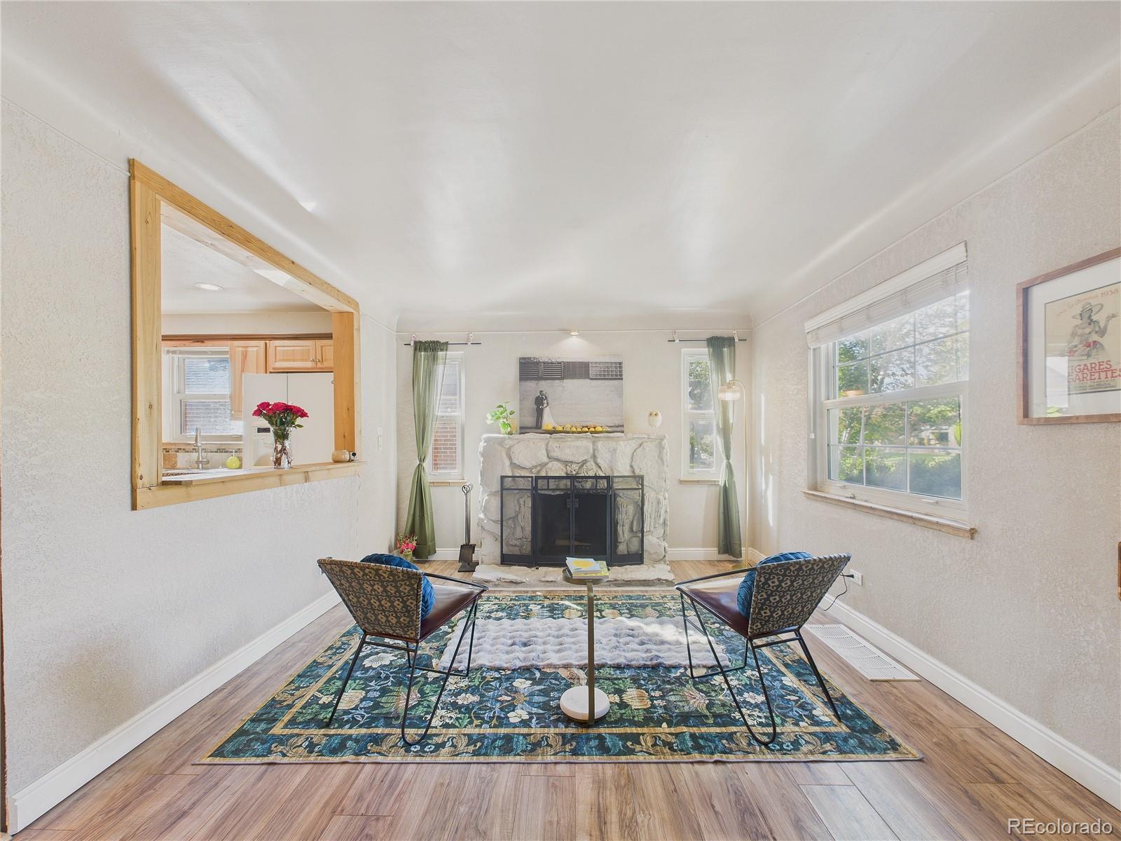 MLS Image #3 for 1610  spruce street,denver, Colorado