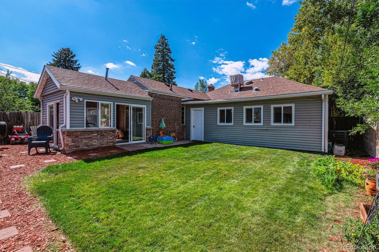MLS Image #33 for 1610  spruce street,denver, Colorado