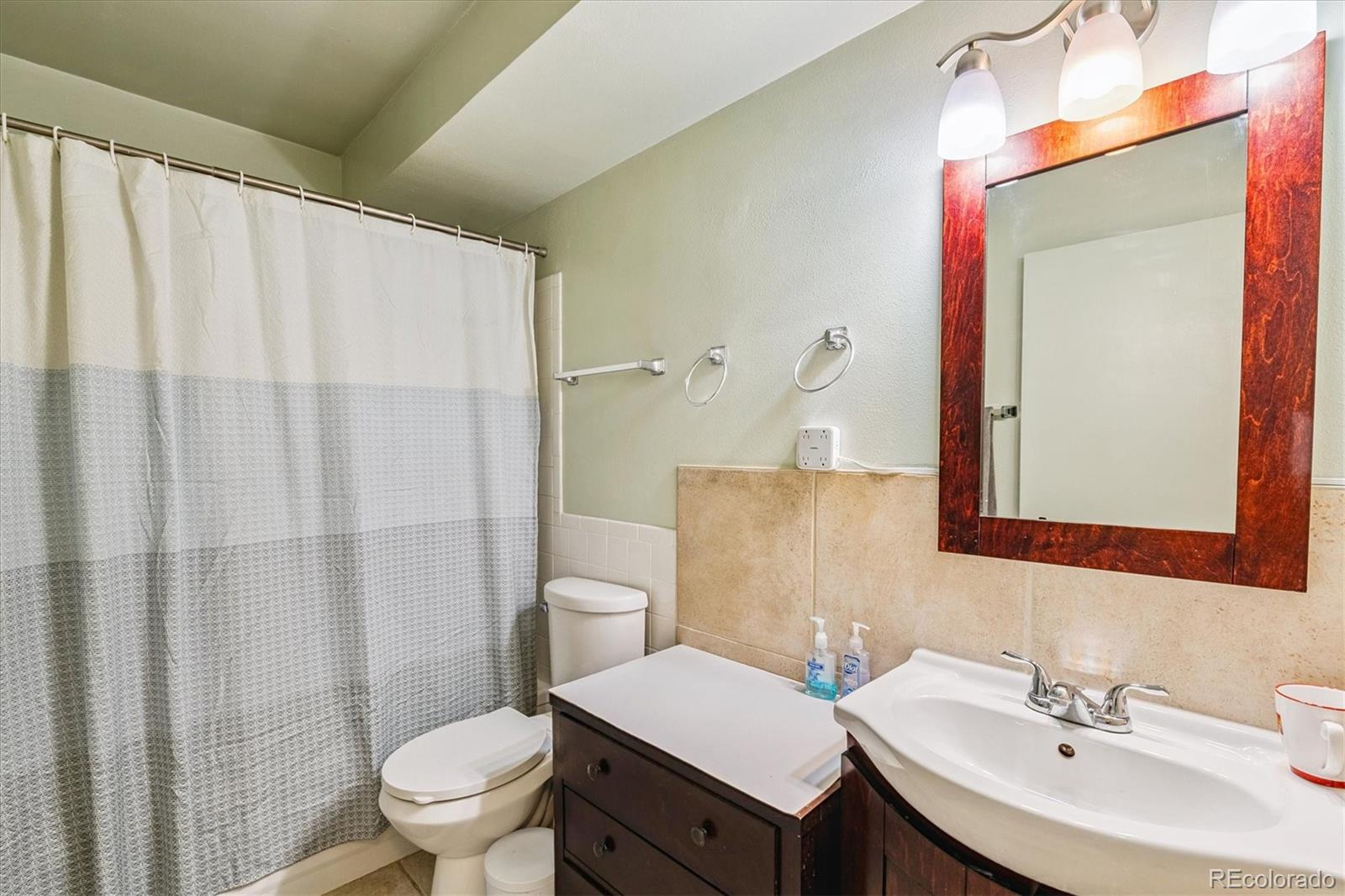 MLS Image #13 for 610 s clinton street 11c,denver, Colorado