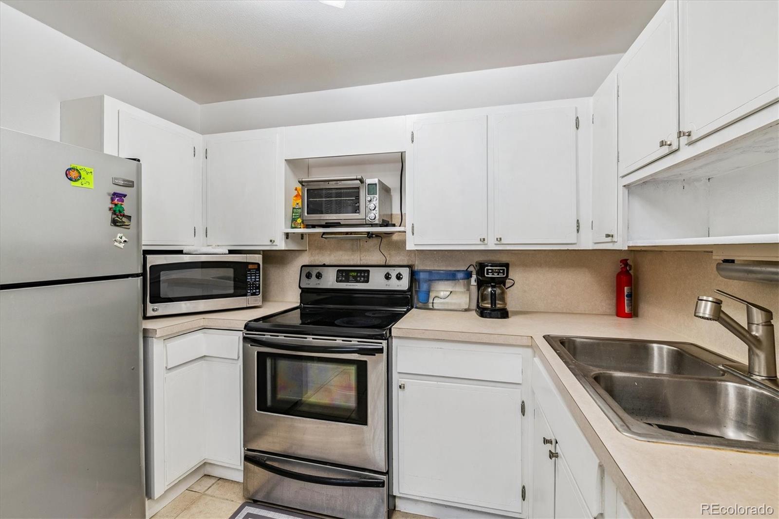 MLS Image #3 for 610 s clinton street 11c,denver, Colorado