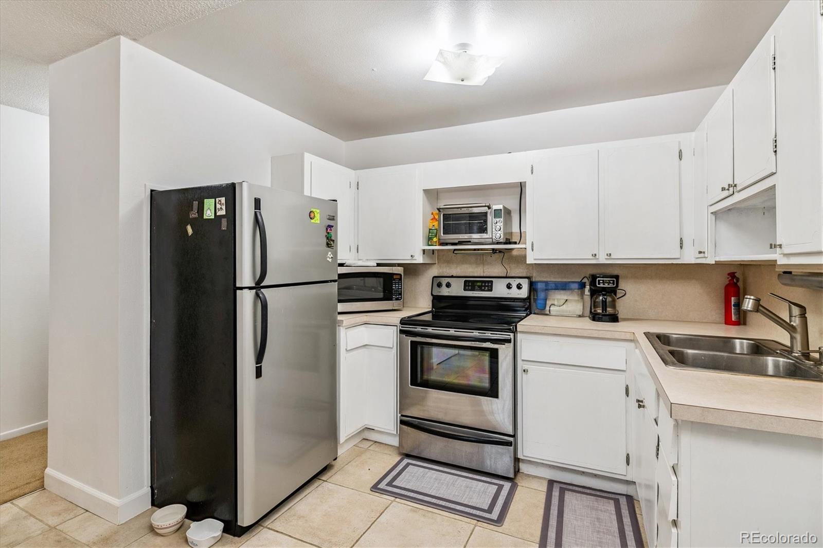 MLS Image #5 for 610 s clinton street 11c,denver, Colorado