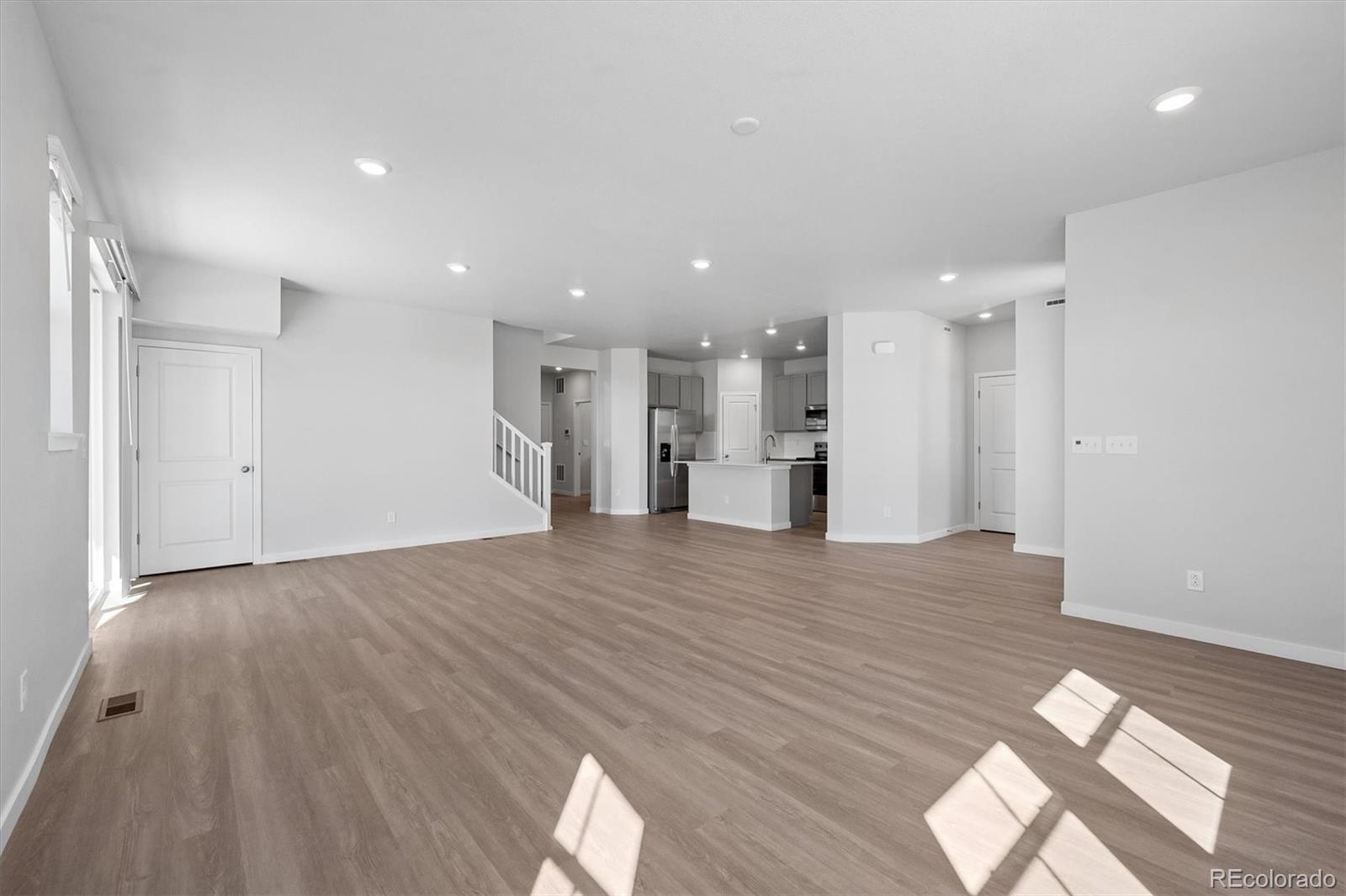 MLS Image #5 for 4709 n valdai court,aurora, Colorado