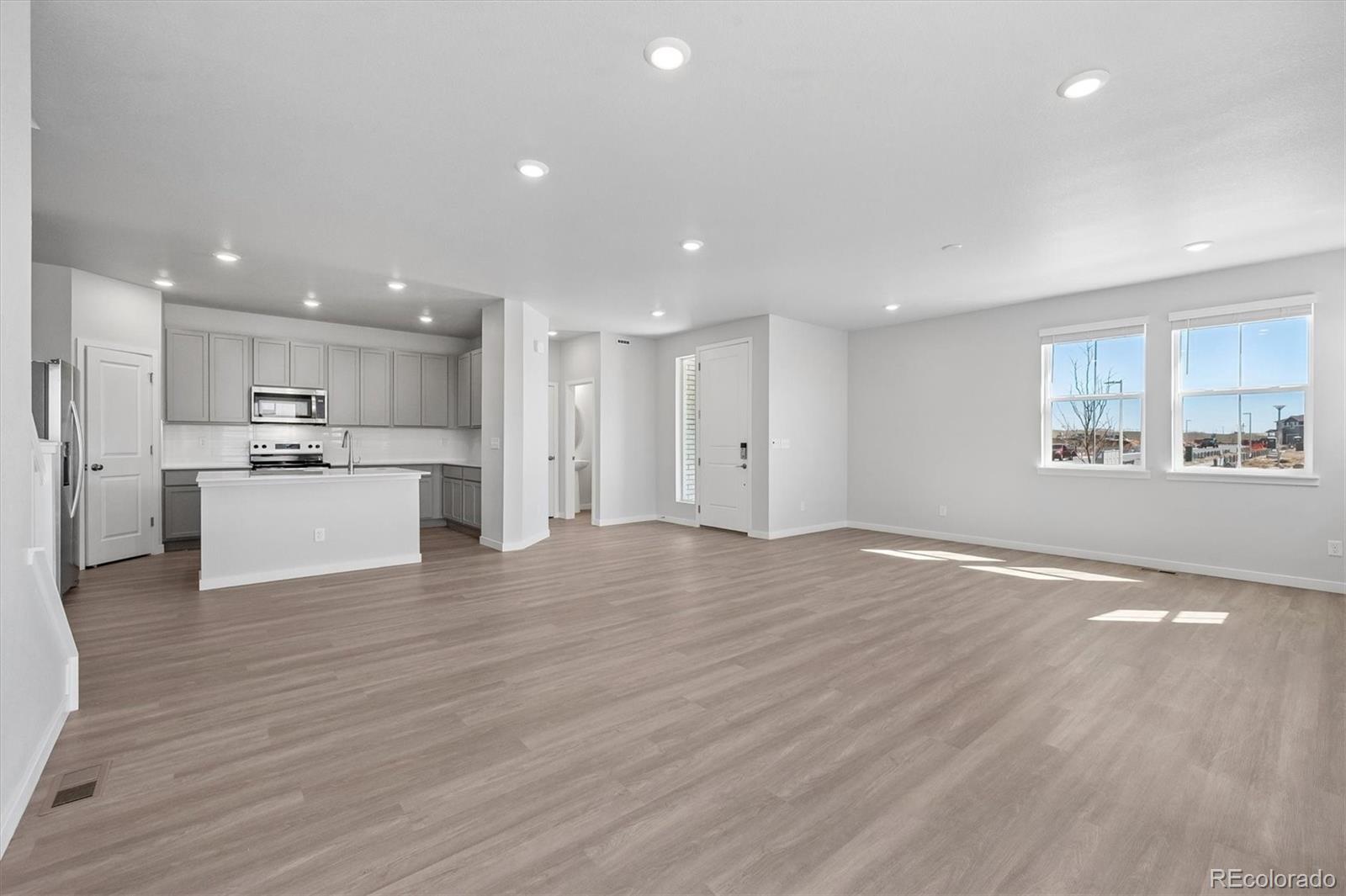 MLS Image #6 for 4709 n valdai court,aurora, Colorado