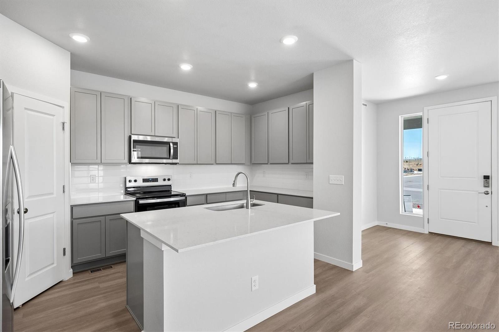 MLS Image #9 for 4709 n valdai court,aurora, Colorado