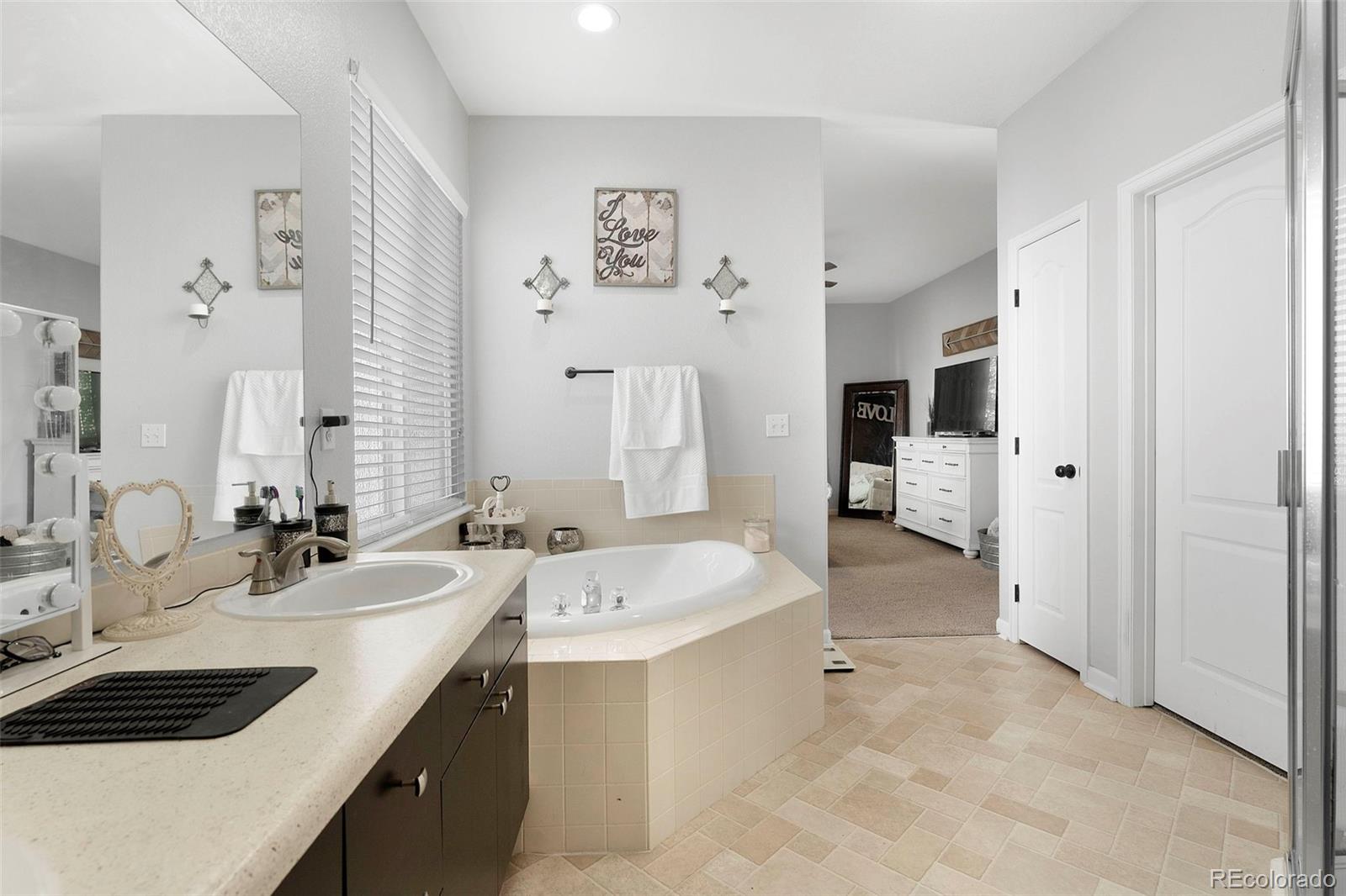 MLS Image #18 for 5122  dvorak circle,frederick, Colorado
