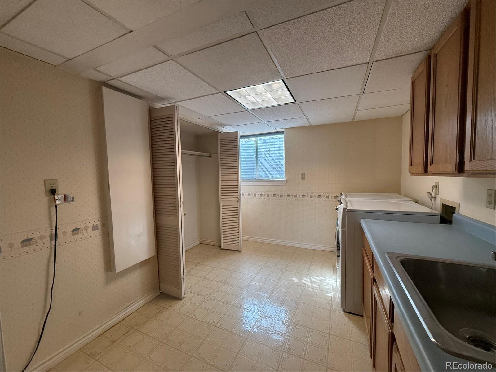MLS Image #25 for 2619 s iris court,lakewood, Colorado