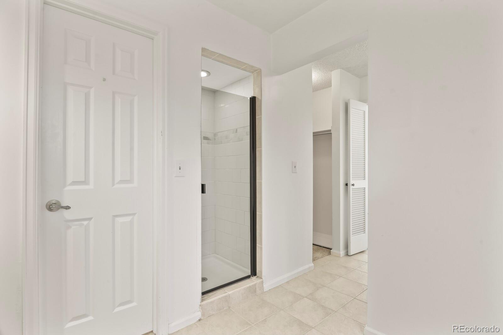 MLS Image #20 for 4530 s verbena street,denver, Colorado