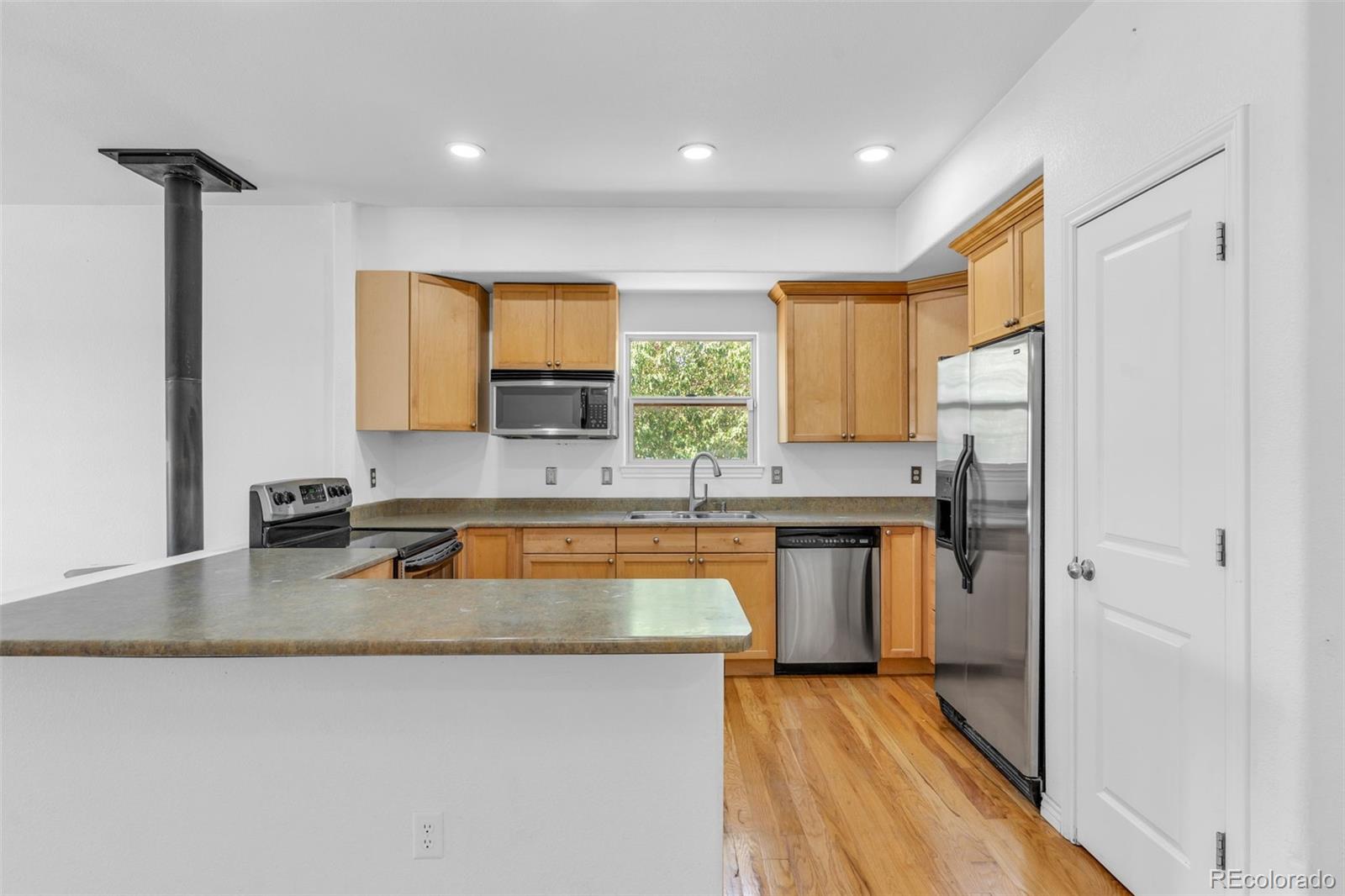 MLS Image #7 for 1201 e paramount drive,pueblo, Colorado