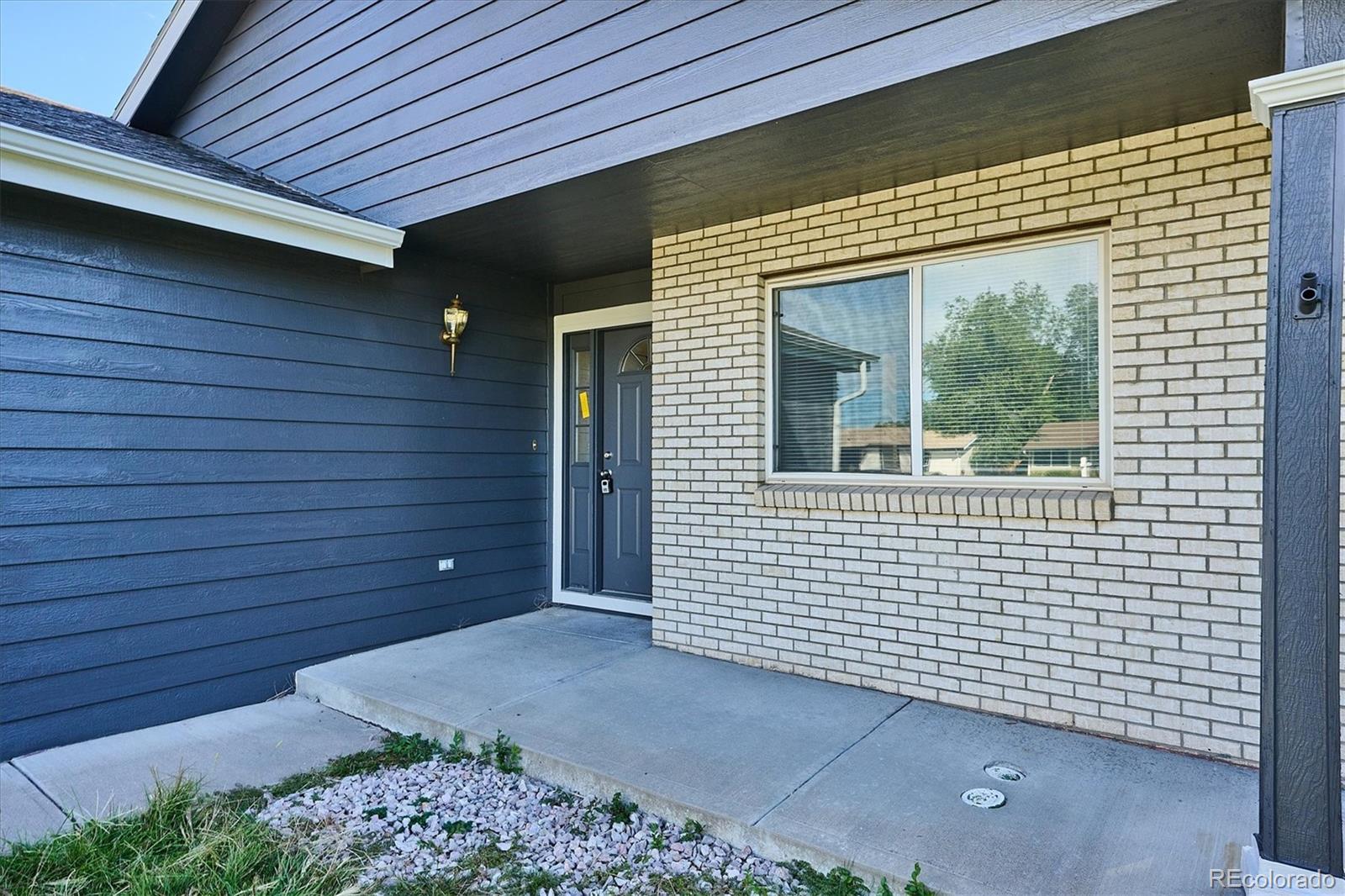 MLS Image #1 for 894 s krameria street,denver, Colorado
