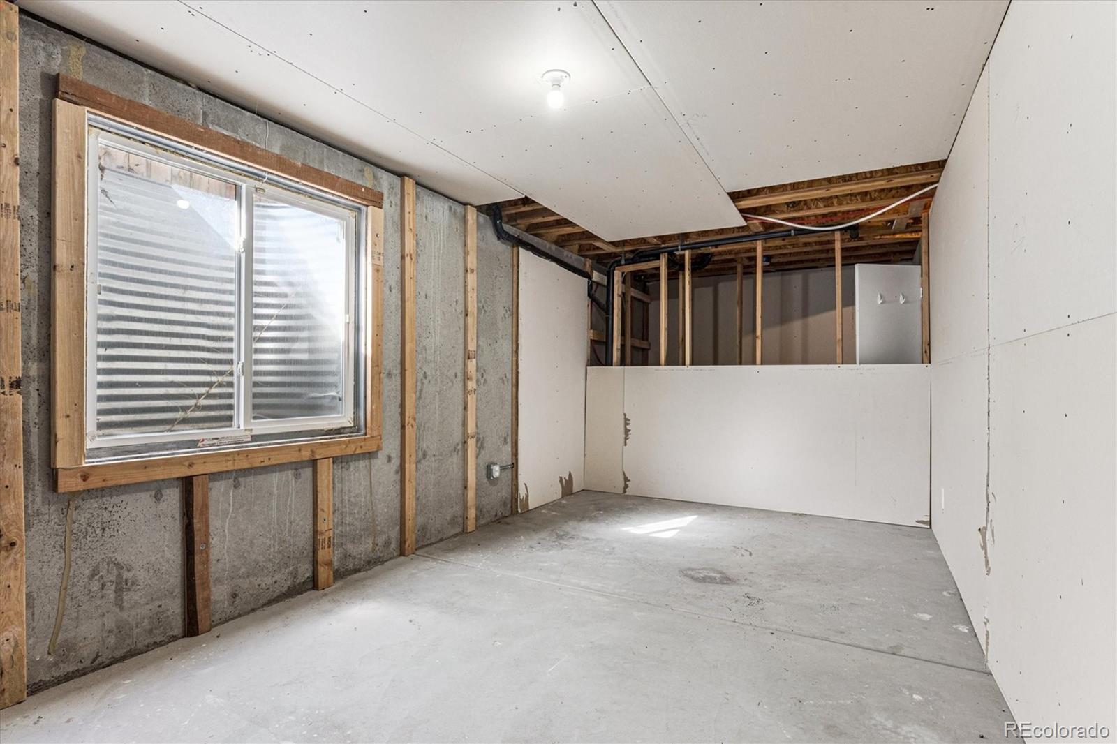 MLS Image #16 for 894 s krameria street,denver, Colorado