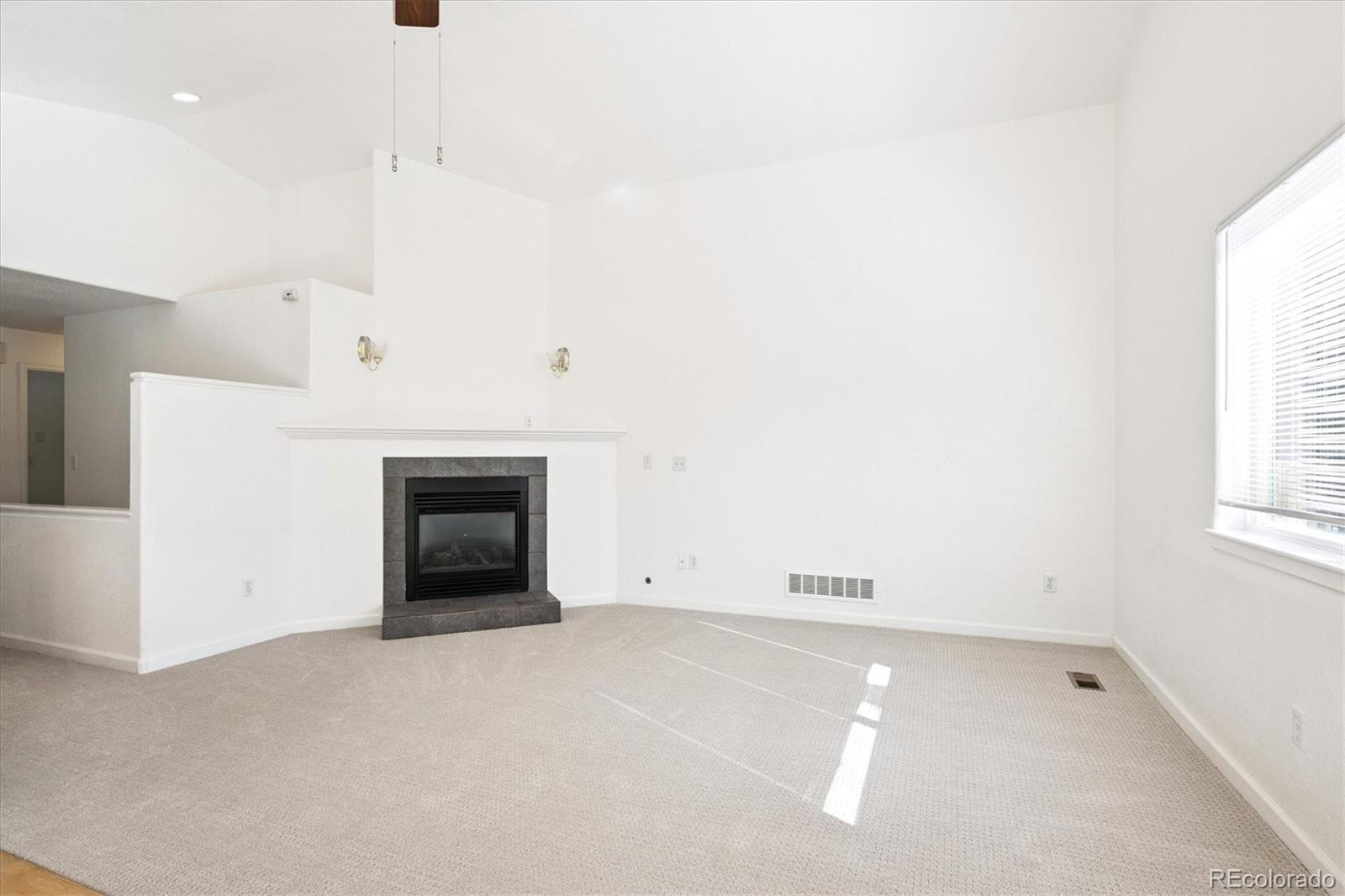 MLS Image #6 for 894 s krameria street,denver, Colorado