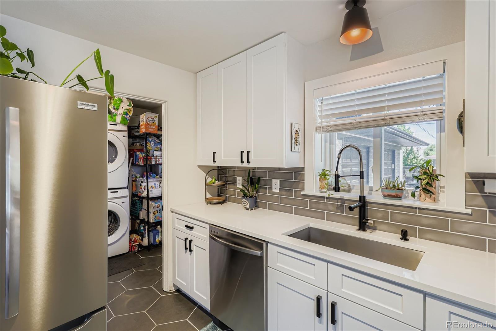 MLS Image #6 for 5219 e martin luther king jr boulevard,denver, Colorado