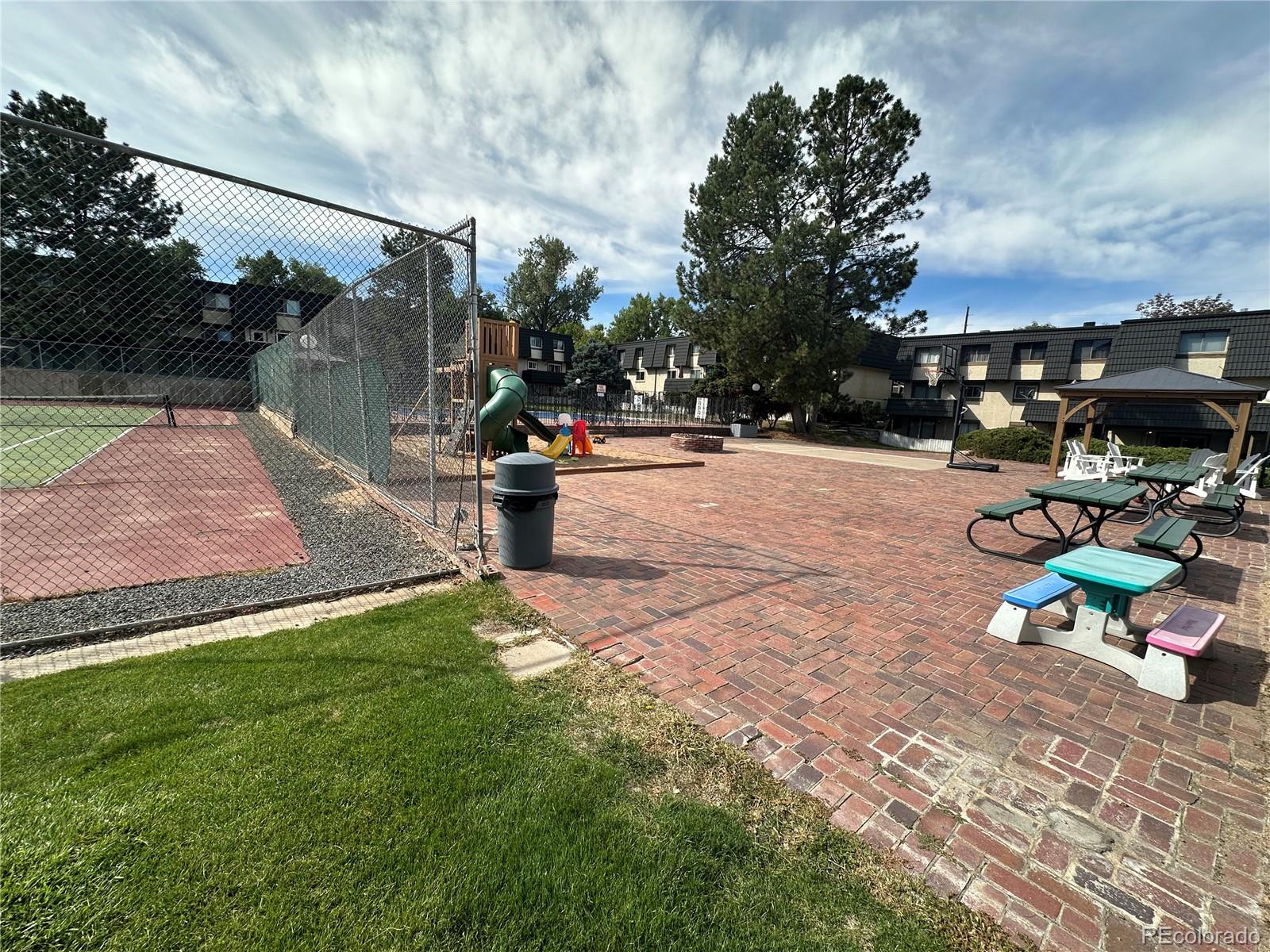 MLS Image #6 for 6928 s broadway ,centennial, Colorado