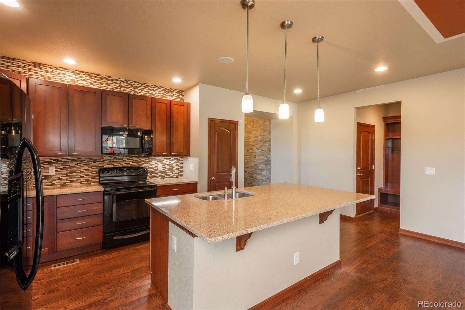 MLS Image #3 for 19702 e 63rd drive,aurora, Colorado