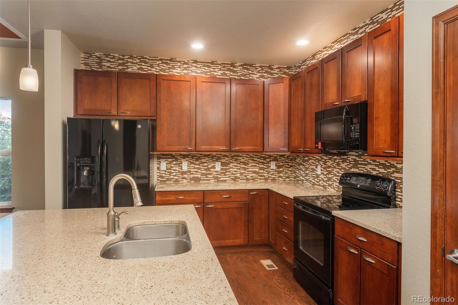 MLS Image #7 for 19702 e 63rd drive,aurora, Colorado