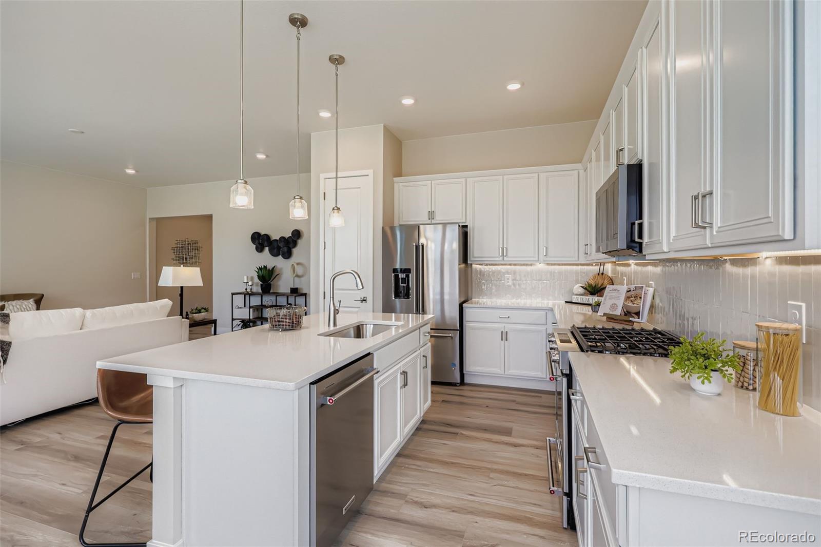 MLS Image #9 for 1992  grayside circle,castle rock, Colorado