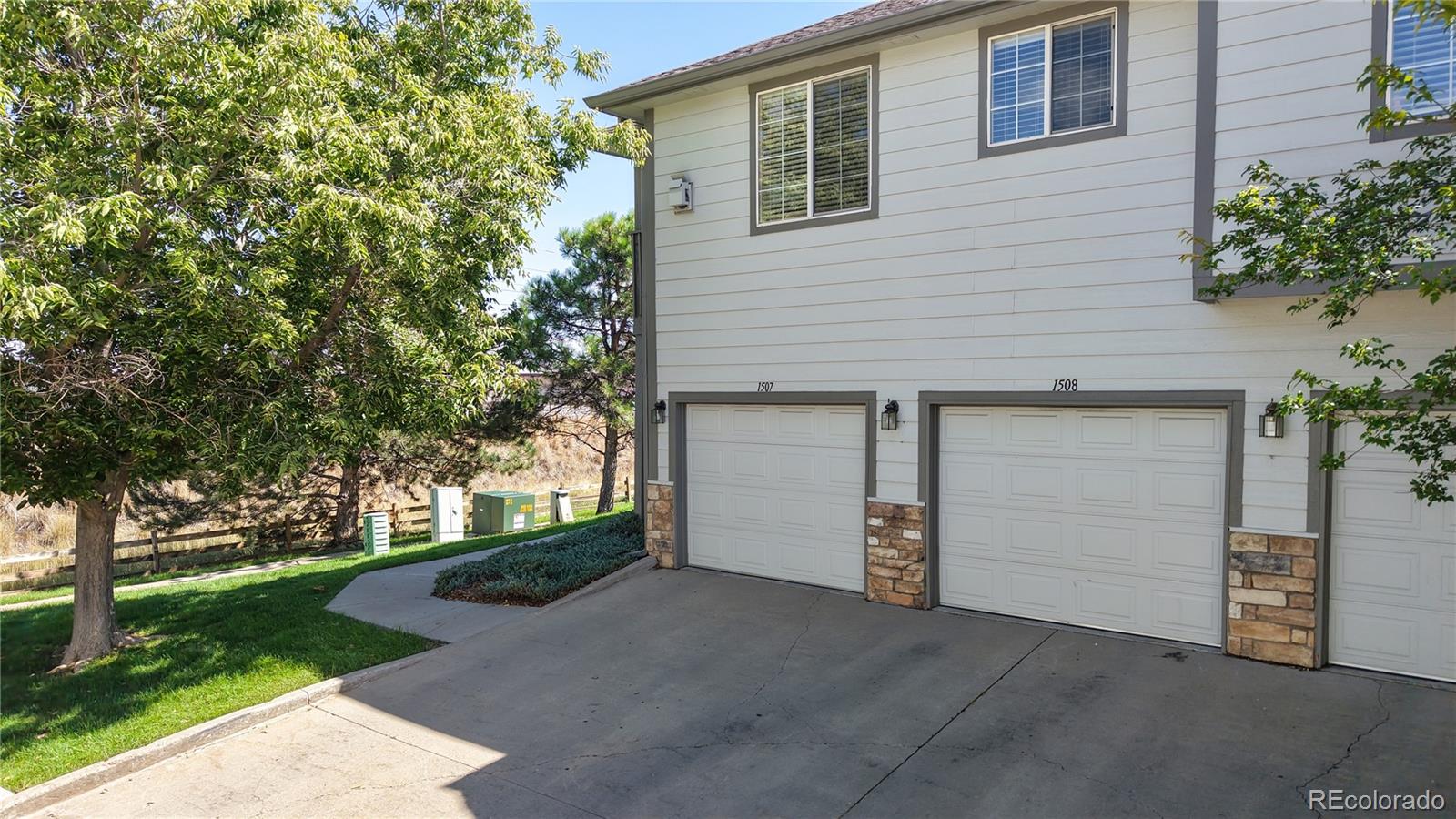 MLS Image #1 for 3291 e 103rd place 1507,thornton, Colorado