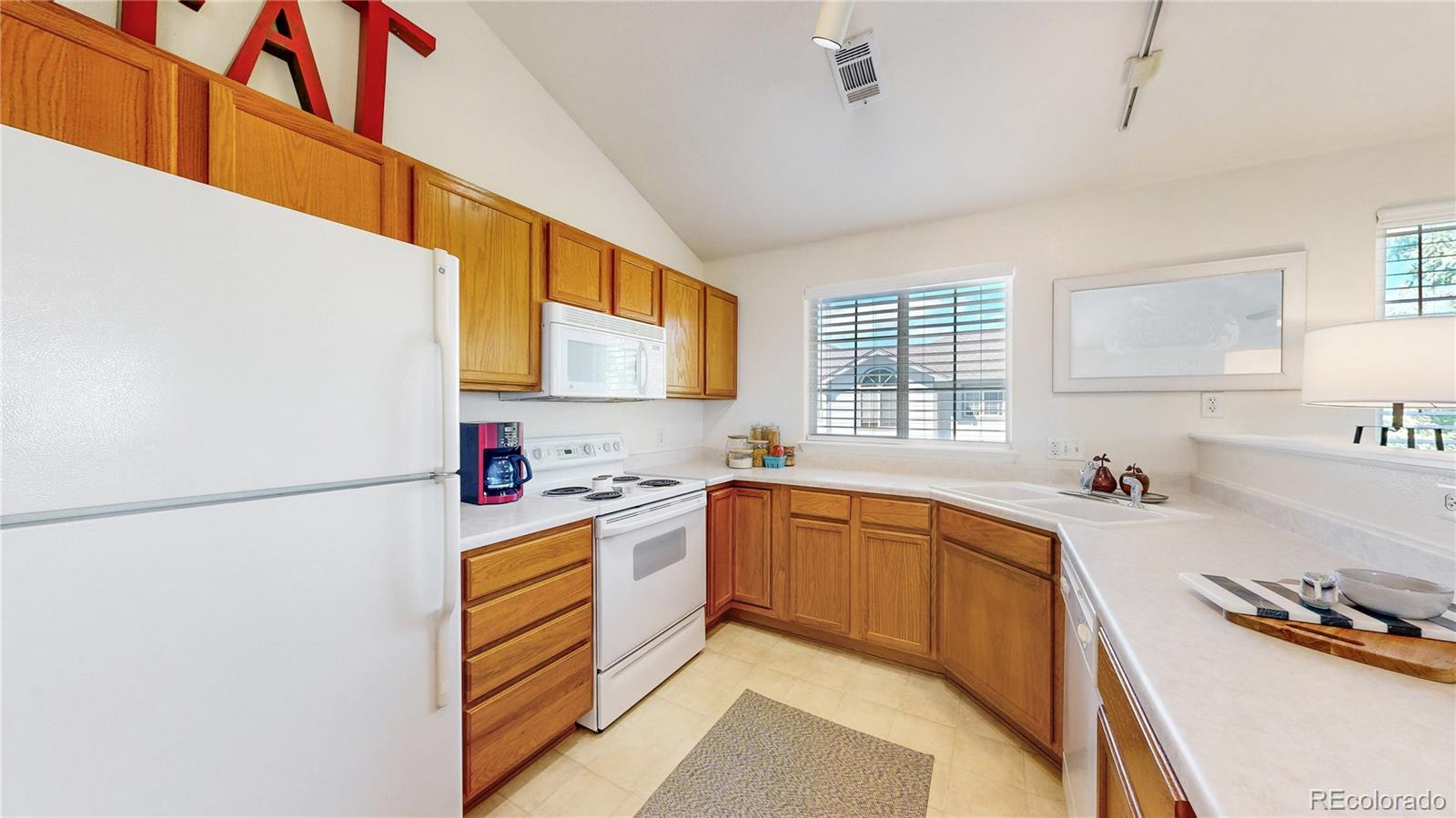 MLS Image #10 for 3291 e 103rd place 1507,thornton, Colorado