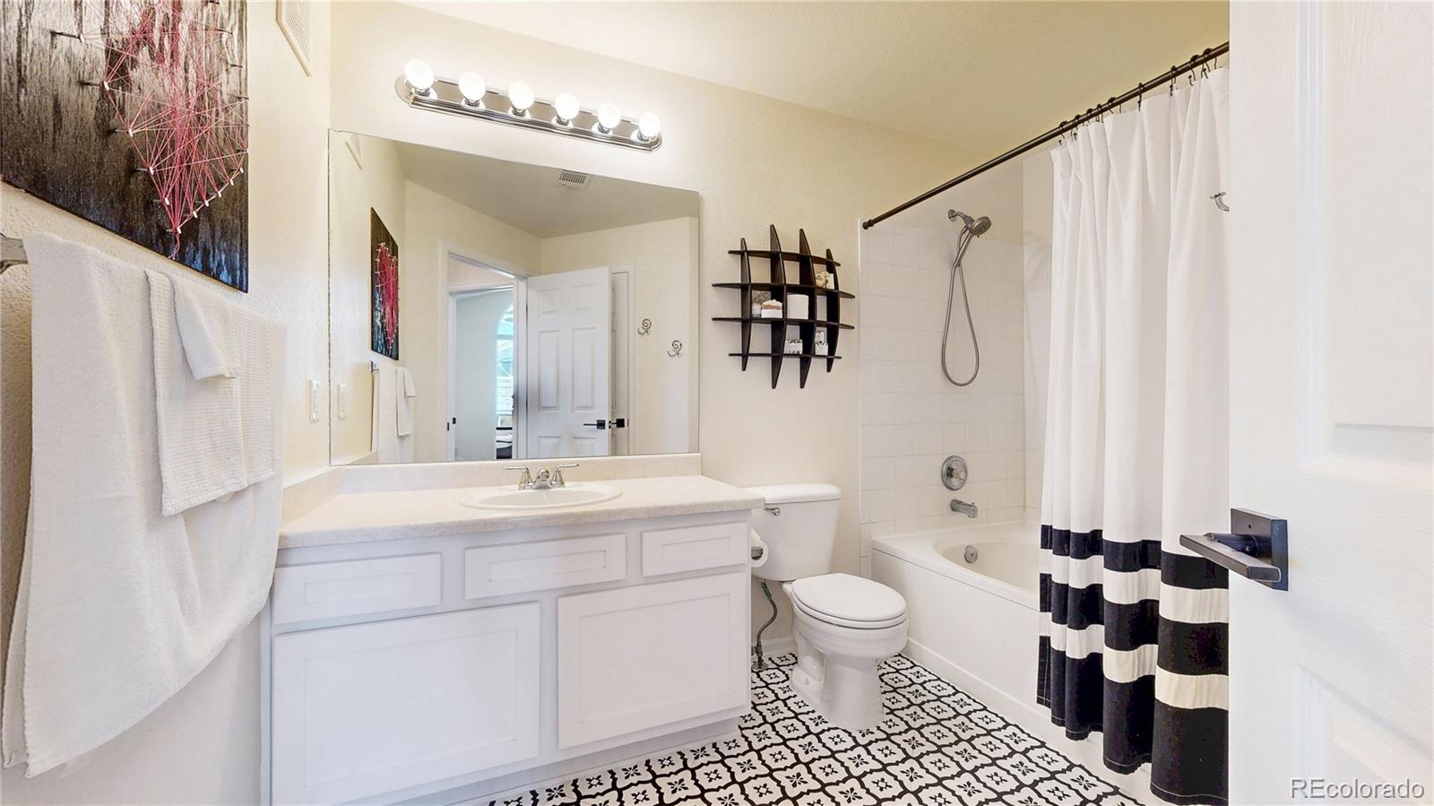 MLS Image #15 for 3291 e 103rd place 1507,thornton, Colorado