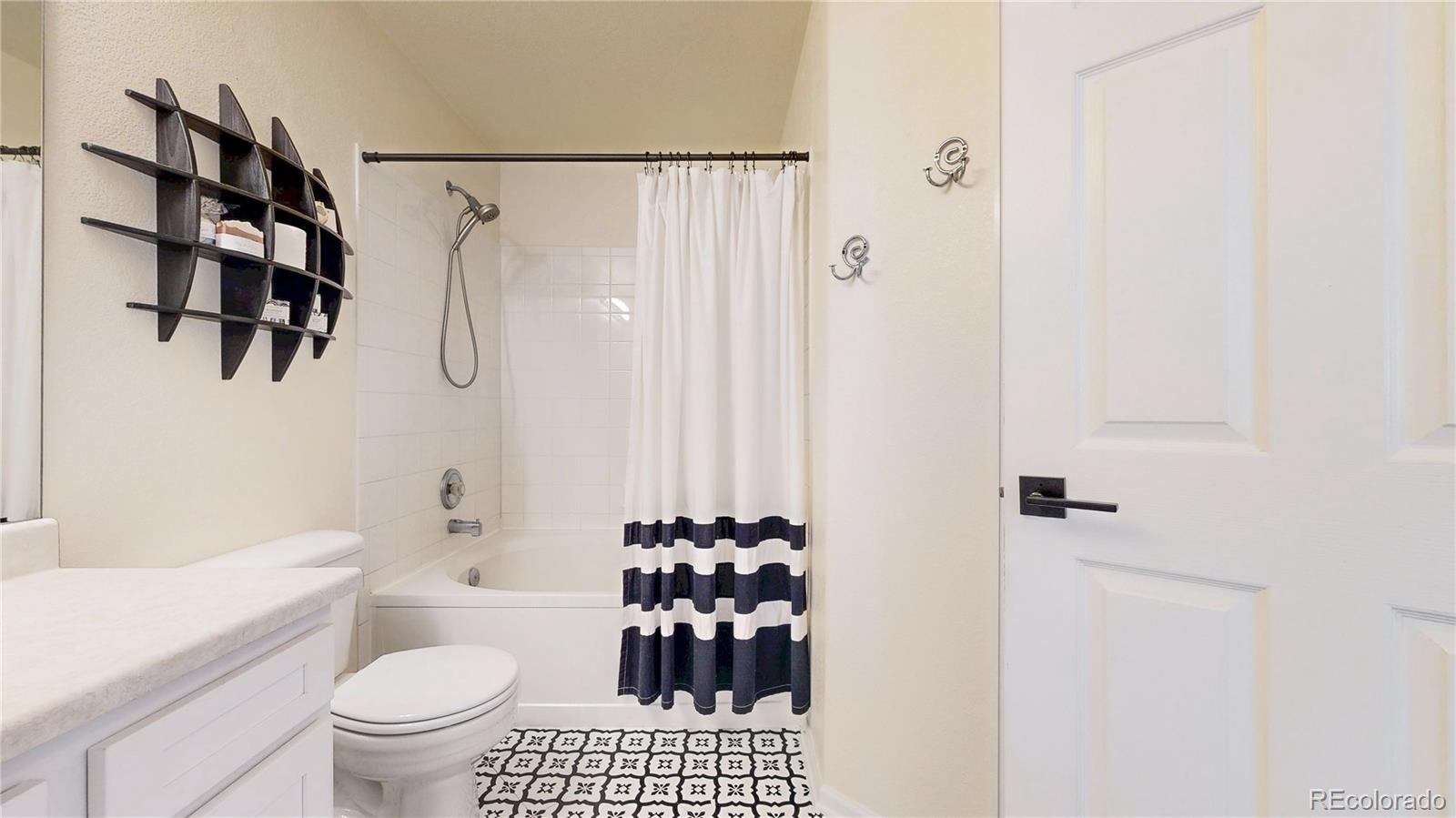 MLS Image #16 for 3291 e 103rd place 1507,thornton, Colorado