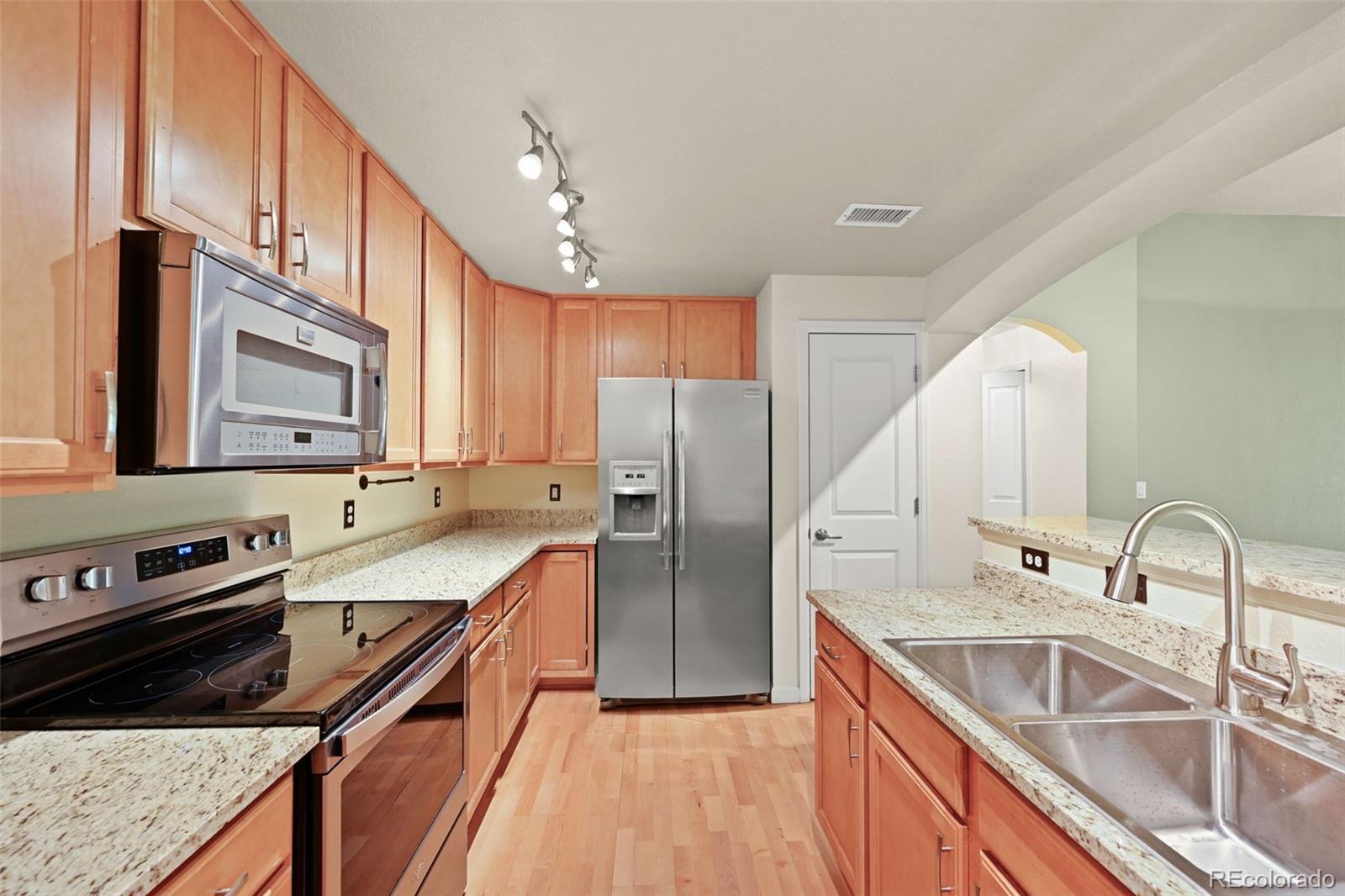MLS Image #2 for 9397  las ramblas court c,parker, Colorado