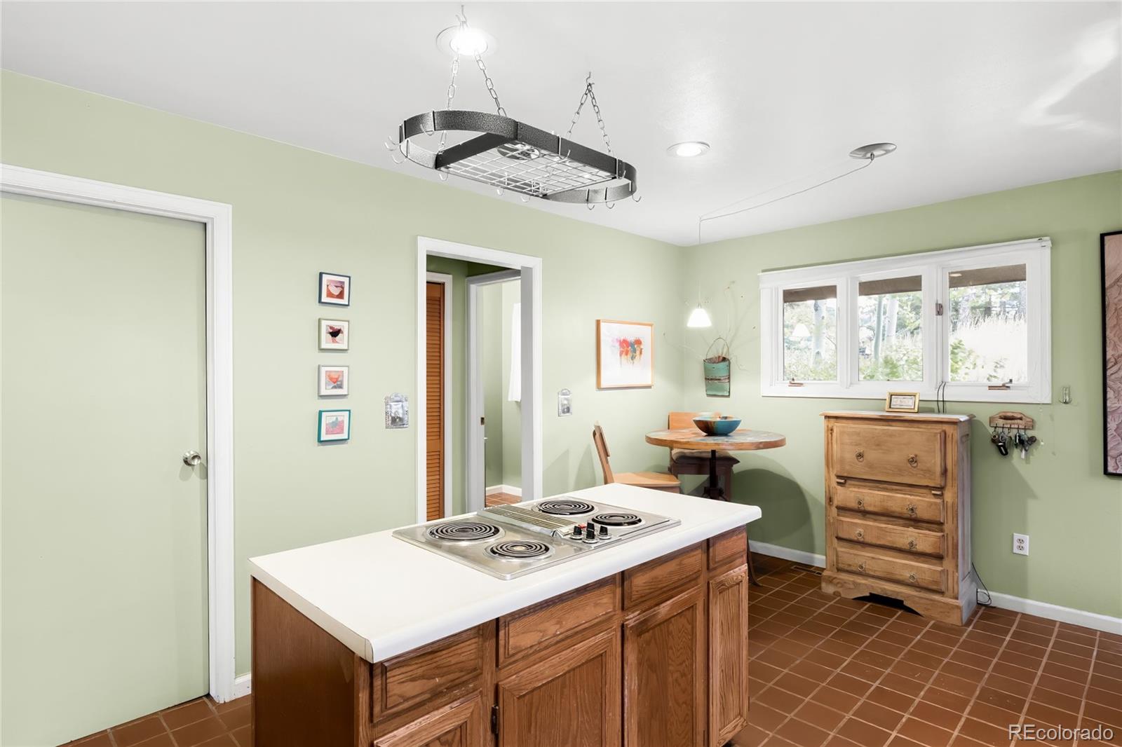 MLS Image #13 for 394  deer trail circle,boulder, Colorado