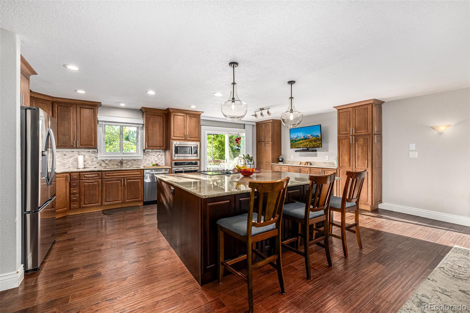 MLS Image #11 for 8705 s yarrow street,littleton, Colorado