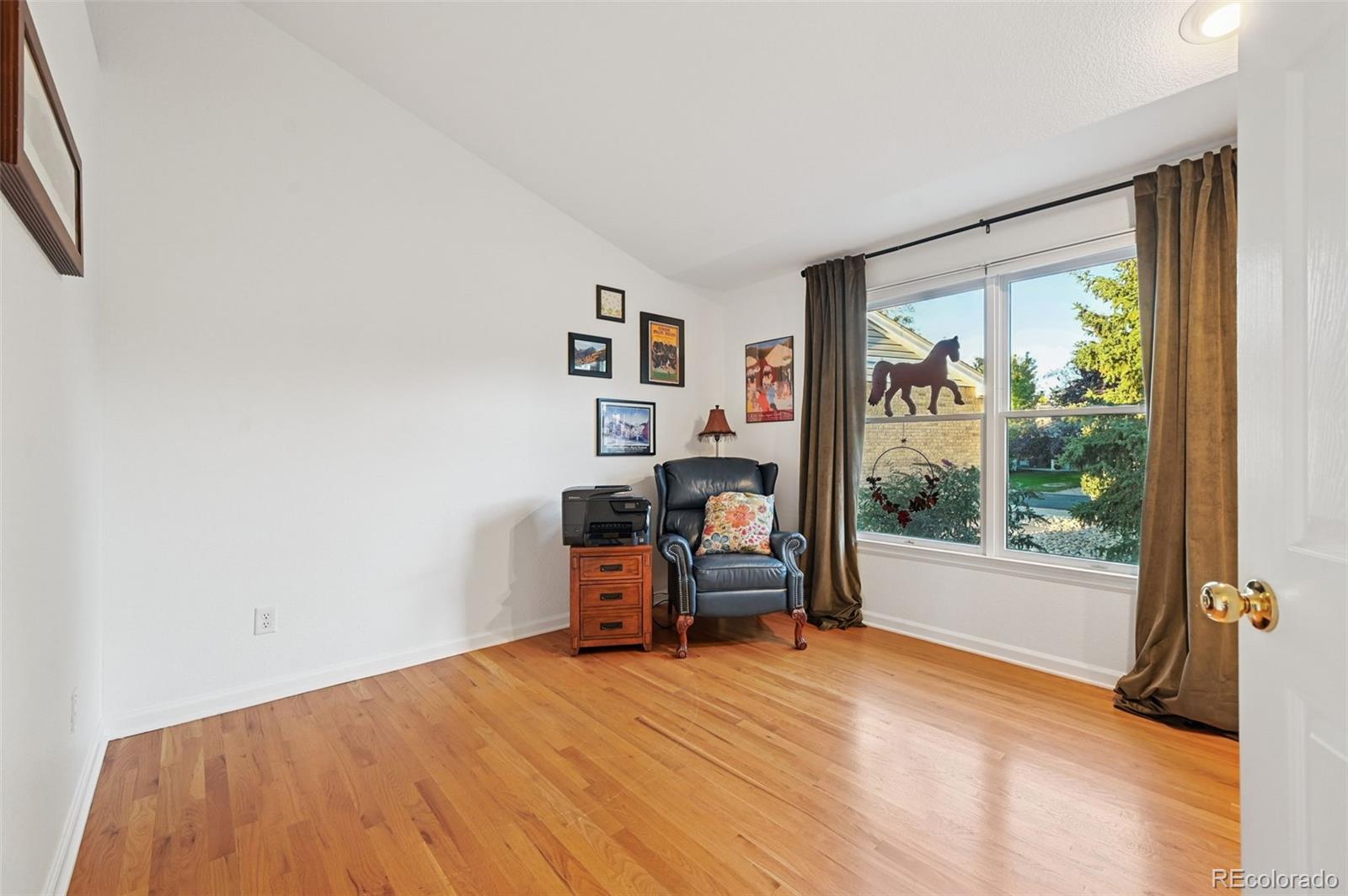 MLS Image #14 for 1341 s lansing court,aurora, Colorado