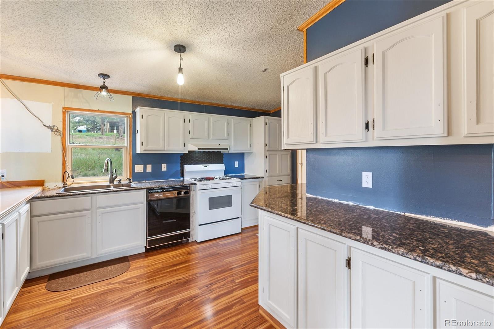 MLS Image #17 for 1703  arapahoe drive,florissant, Colorado