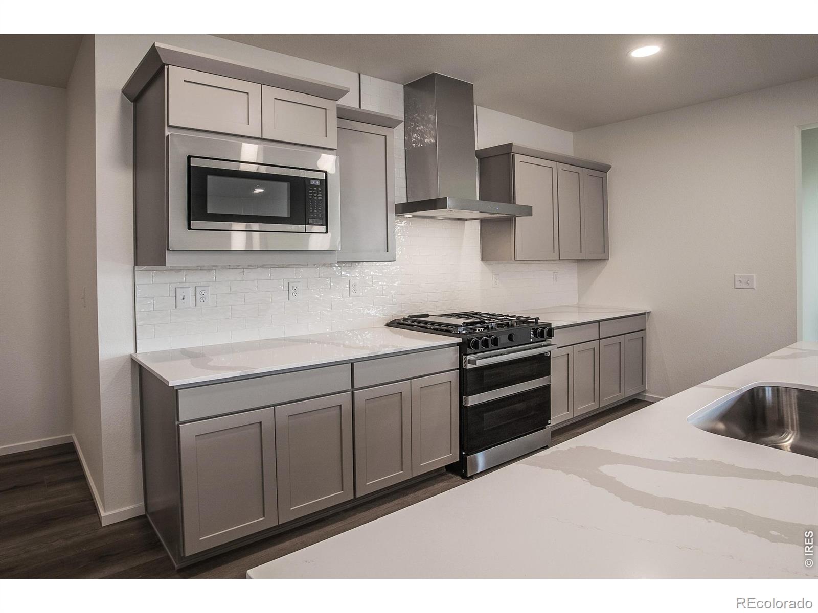 MLS Image #13 for 6071  red barn road,timnath, Colorado
