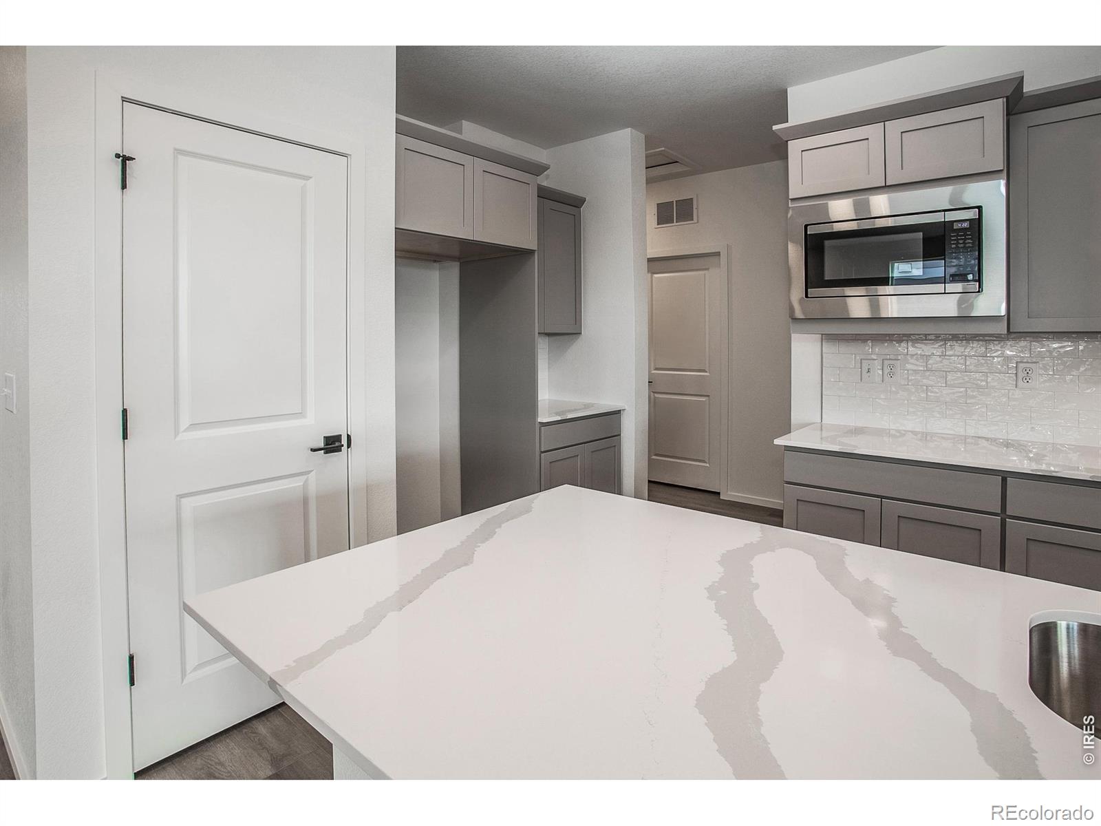 MLS Image #18 for 6071  red barn road,timnath, Colorado