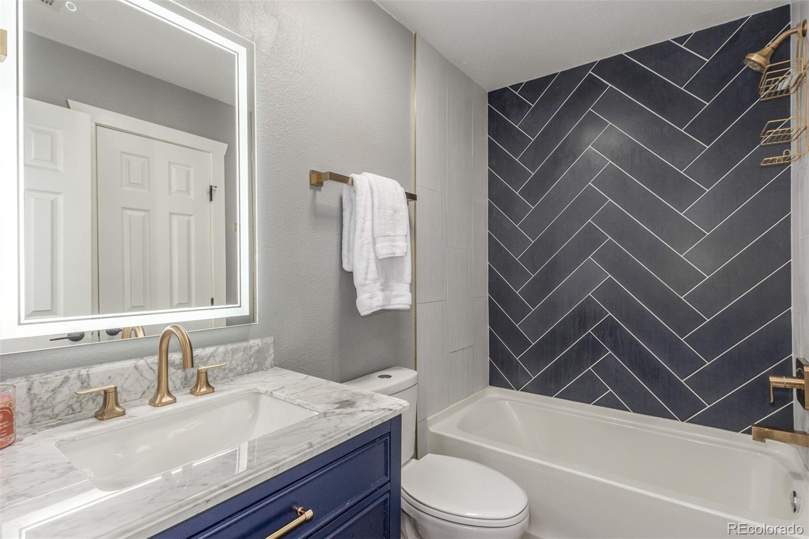 MLS Image #20 for 7740 w 87th drive c,arvada, Colorado